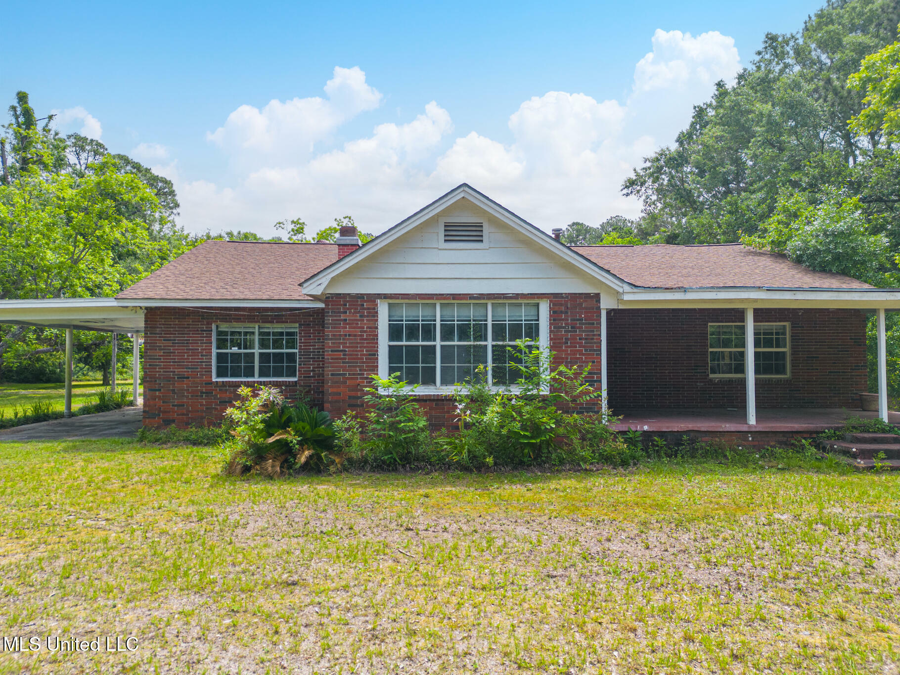 Property Photo: 3008 Papania Lane MS 39501