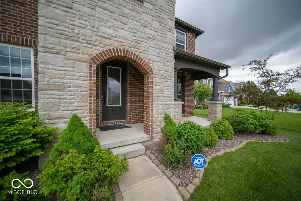 Property Photo: 9949 Stable Stone Terrace IN 46040