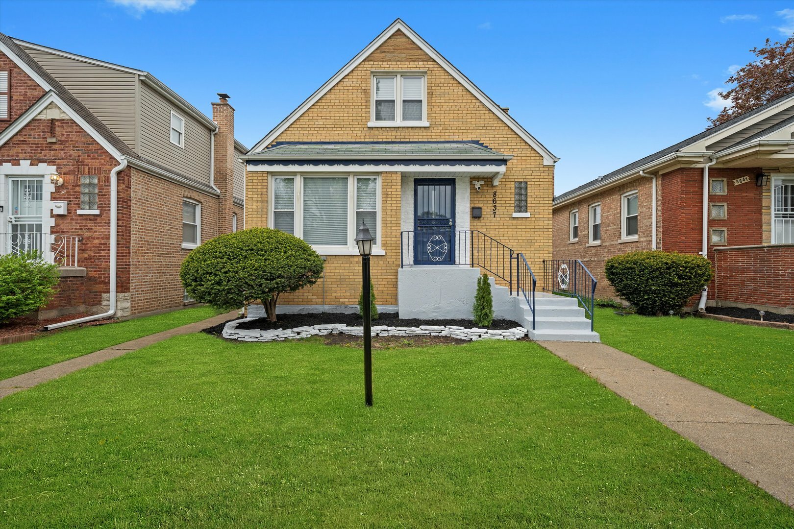 Property Photo: 8637 S Honore Street IL 60620