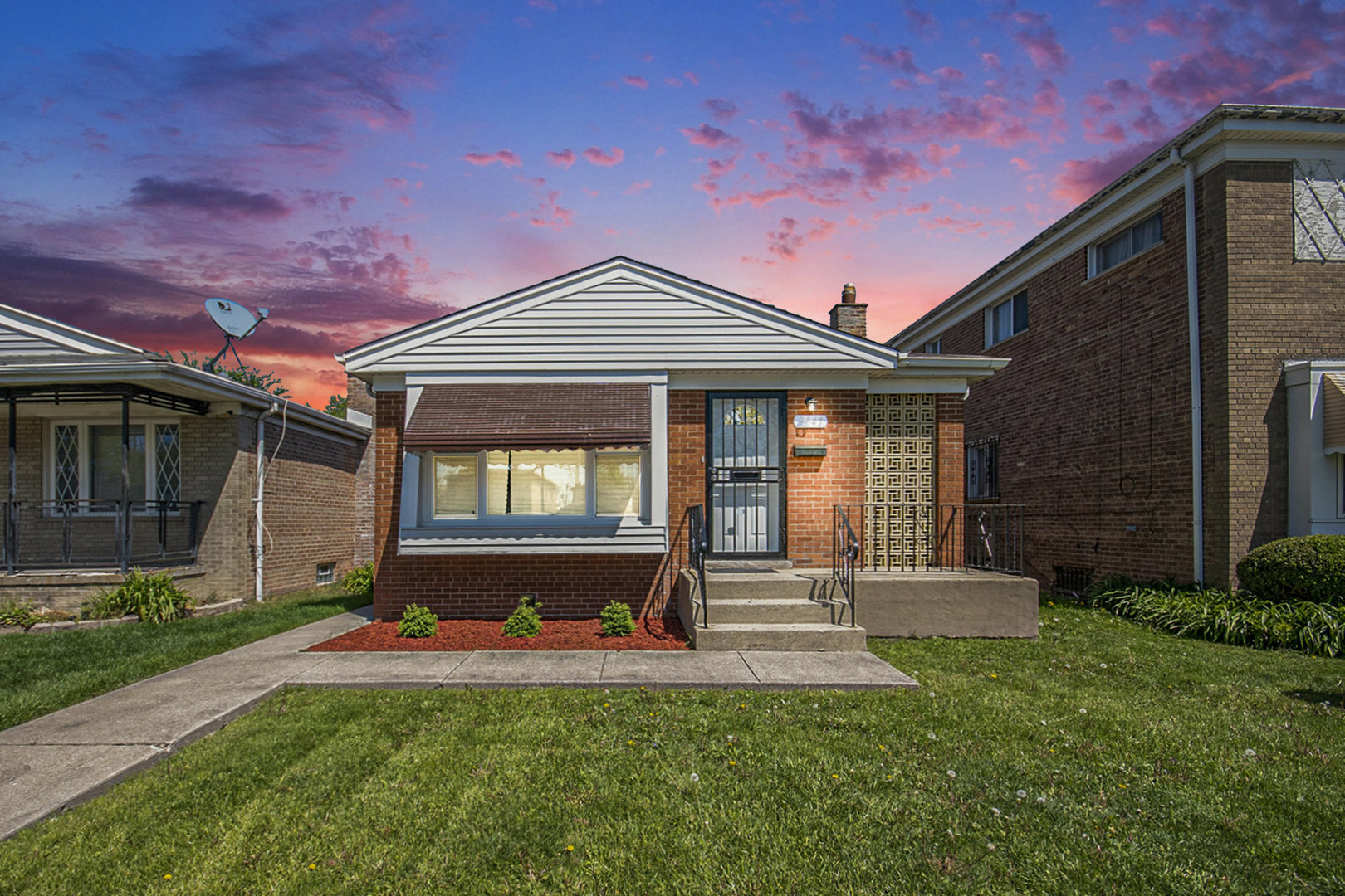 Property Photo: 9141 S Halsted Street IL 60620