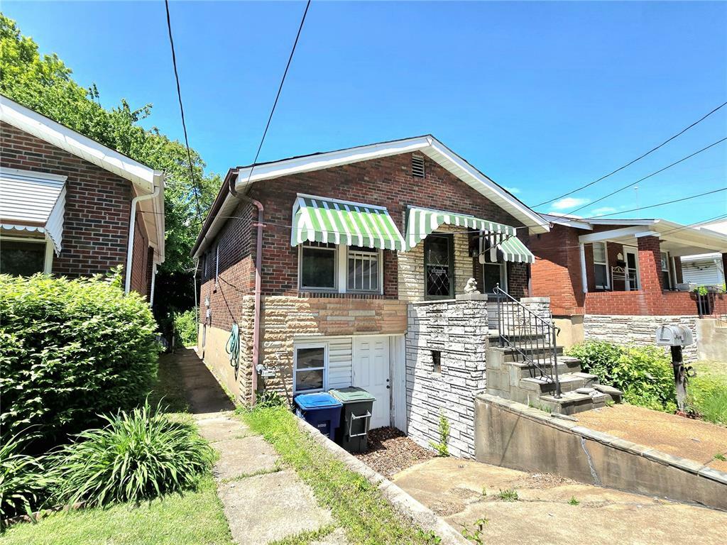 Property Photo: 2125 Knox Avenue MO 63139