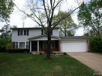 Property Photo: 10279 Lylewood Drive MO 63124