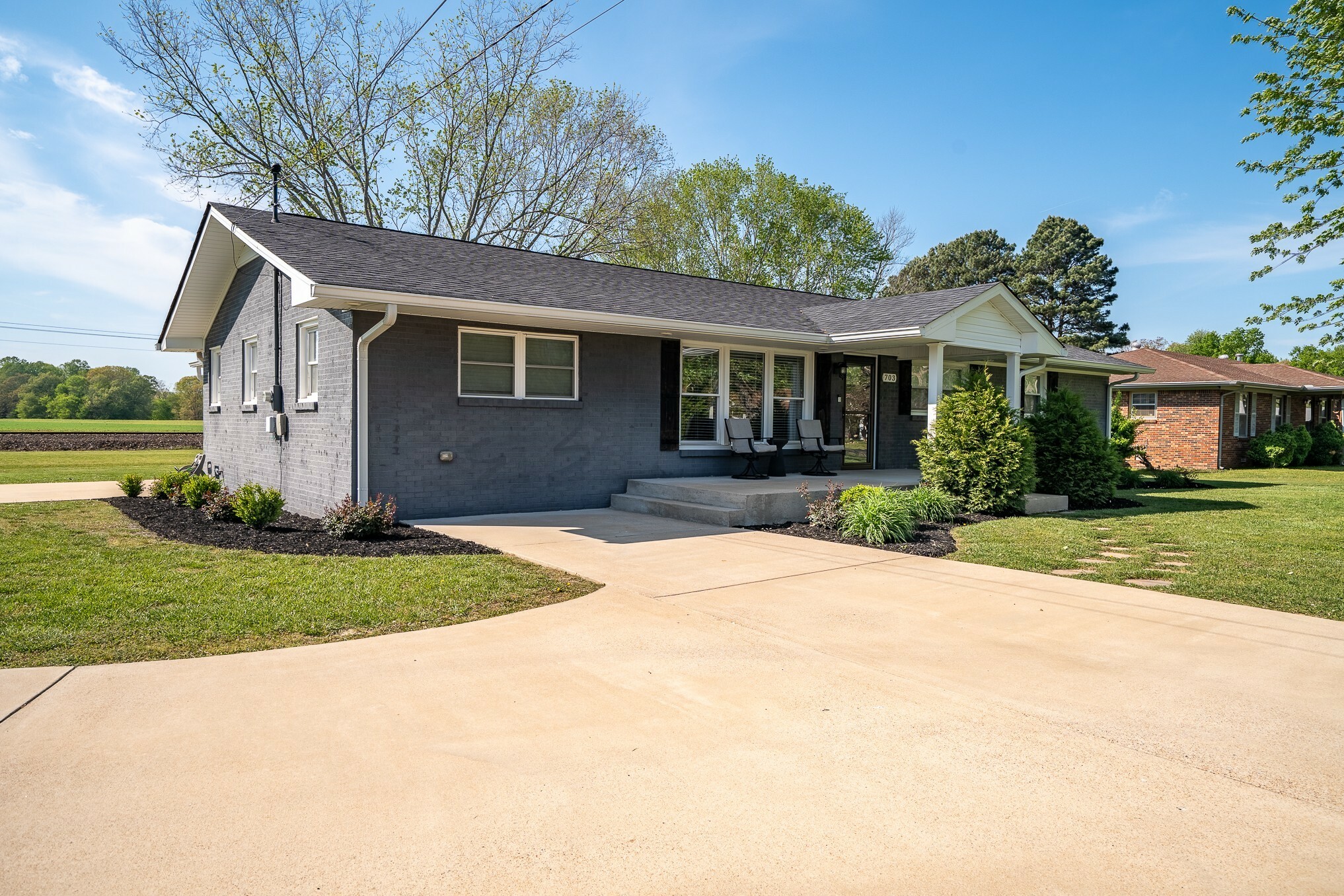 Property Photo: 703 Brenda Ave TN 38469