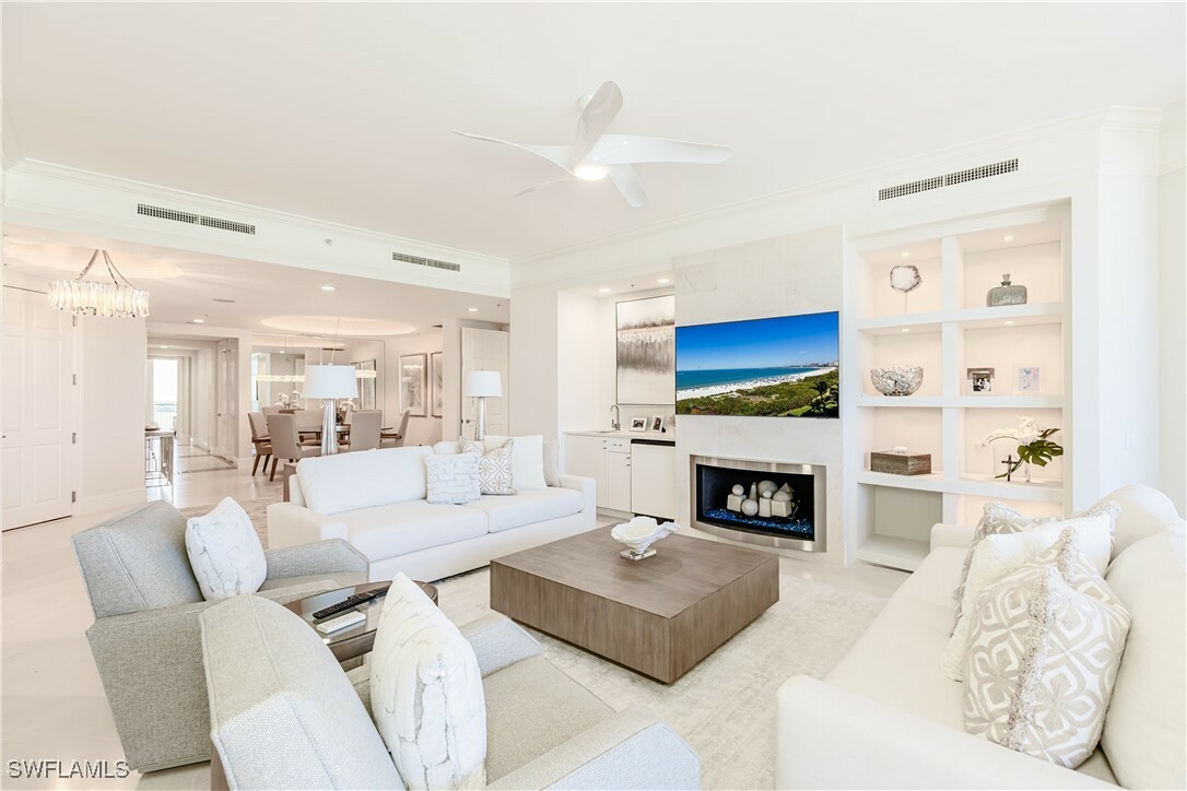 Property Photo: 940 Cape Marco Drive 1703 FL 34145