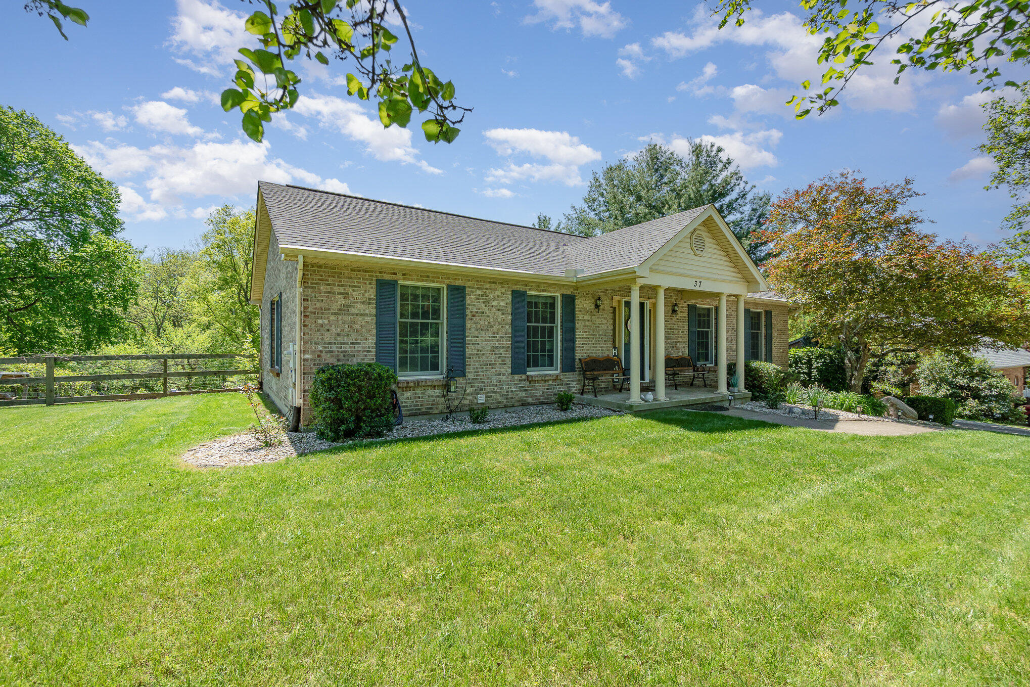 Property Photo: 37 Pinhook Place KY 41030