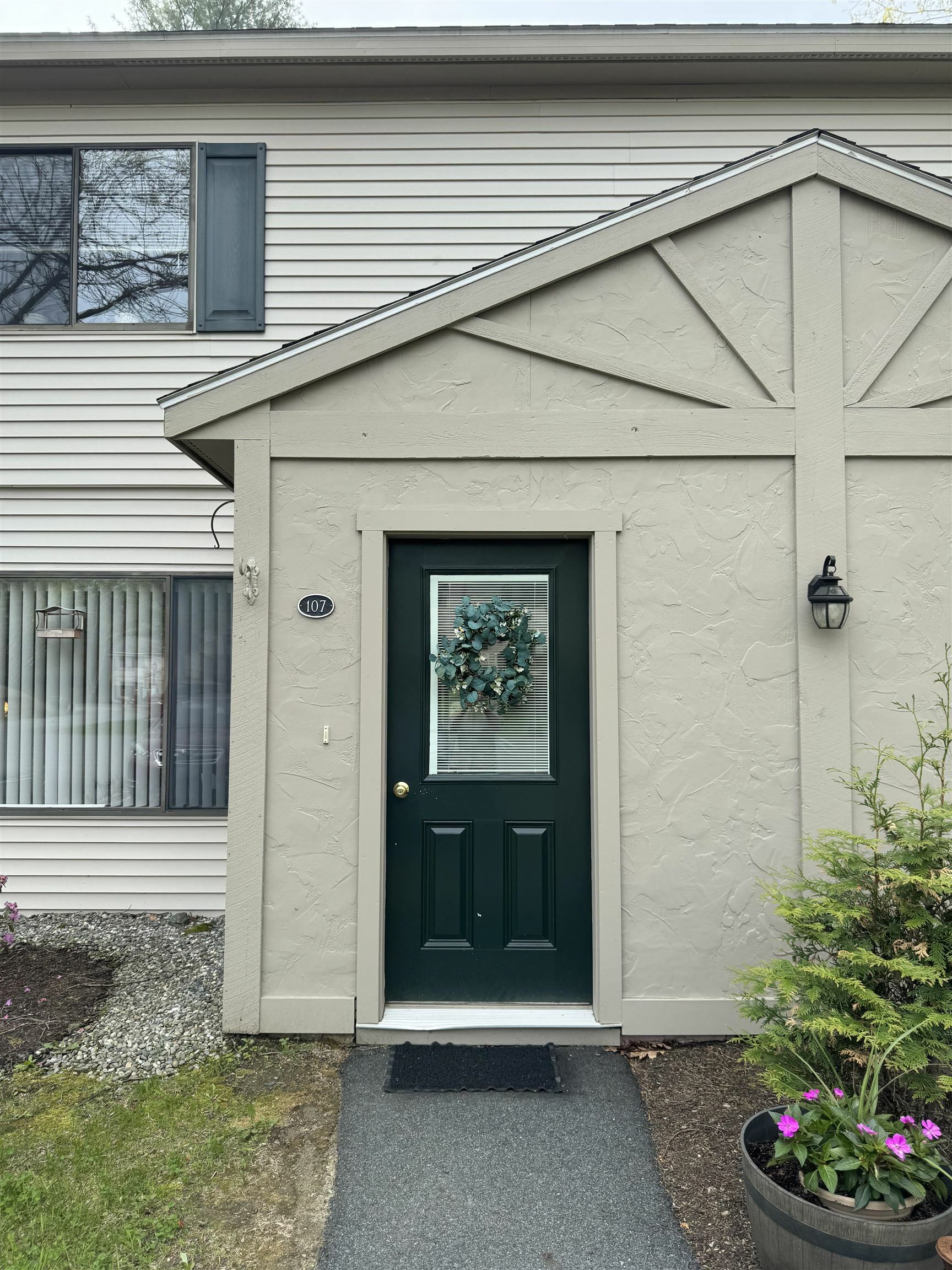 Property Photo: 133 Colonial Drive VT 05001