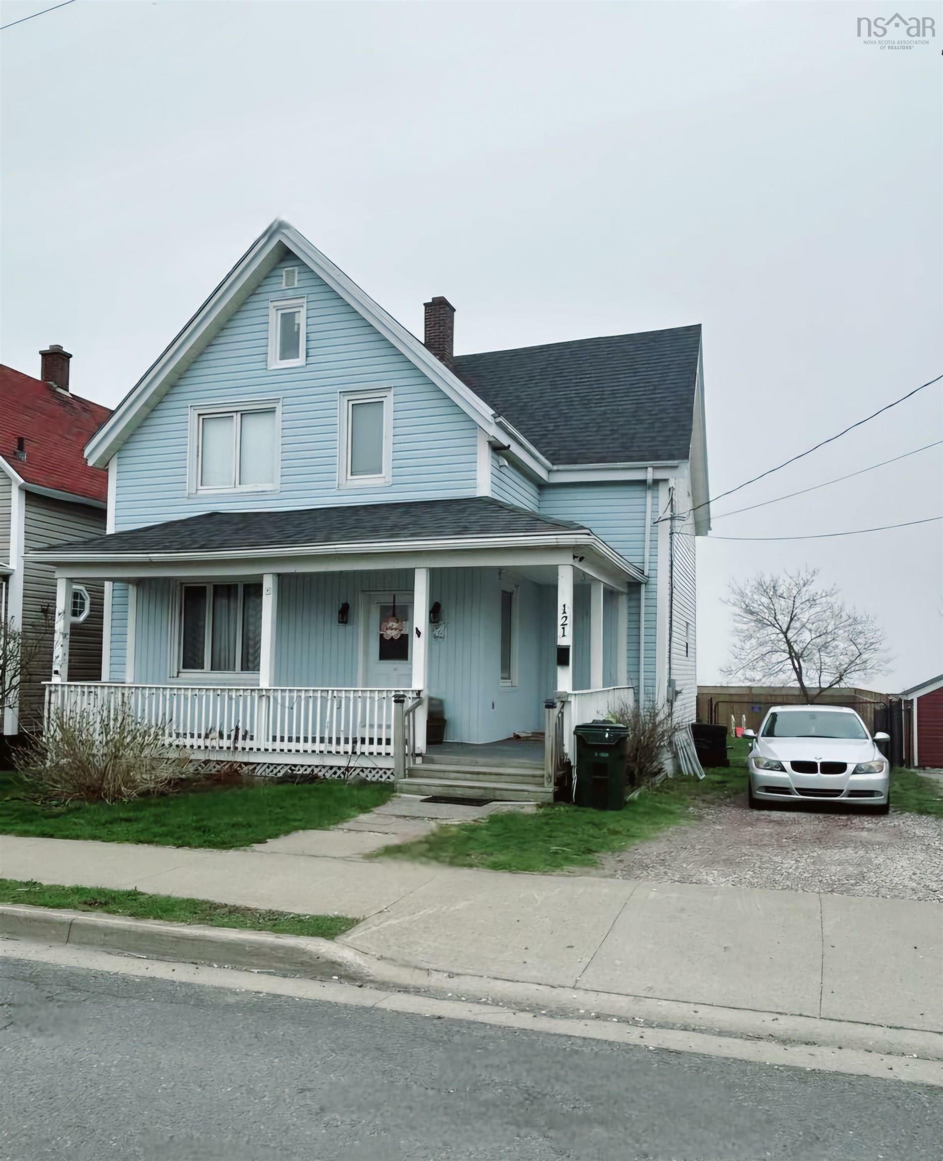 Property Photo: 121 Victoria St NS B1A 2Z7