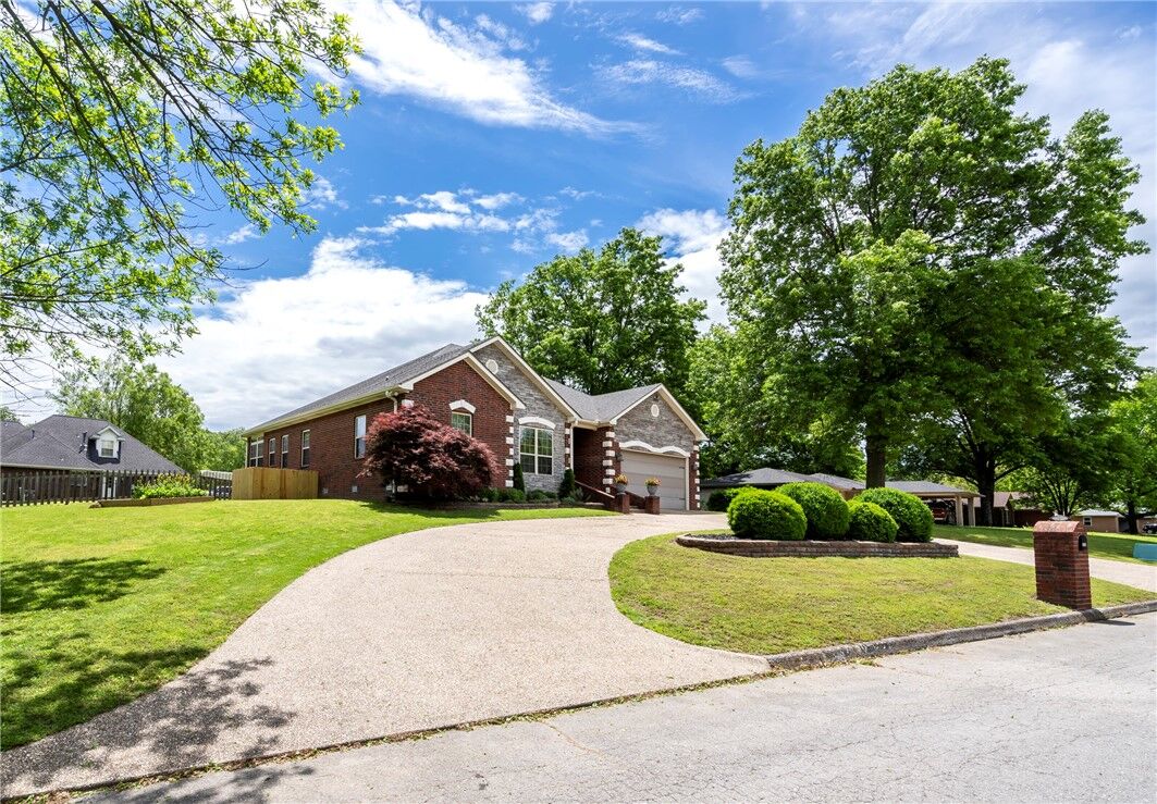 Property Photo:  13360 St Andrews Drive  AR 72761 