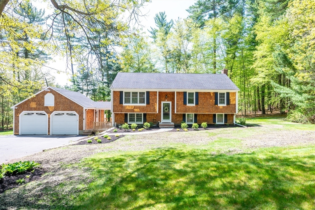 Property Photo: 1361 Main St (Aka 6 Kimberly Ct) MA 02050
