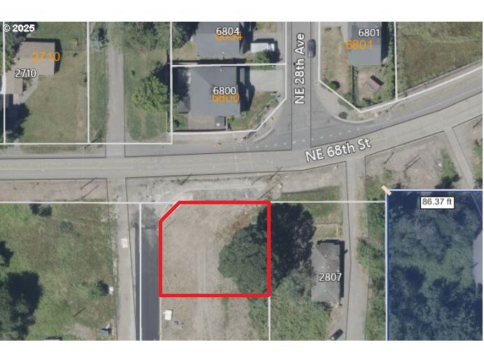 Property Photo:  6717 NE 27th Pl  WA 98665 