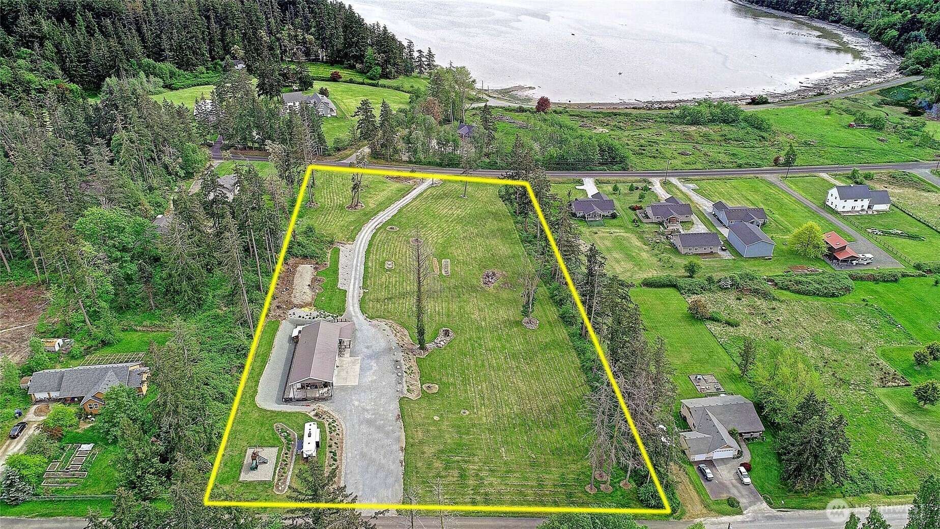 Property Photo: 221 Russell Road WA 98282