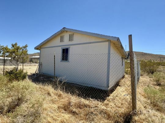 Property Photo:  316 Oompaul St  CA 93528 