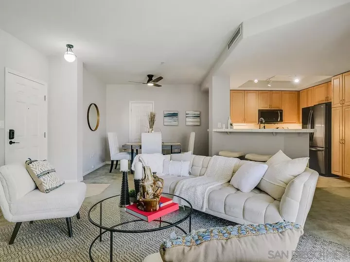 Property Photo:  1601 India St 208  CA 92101 