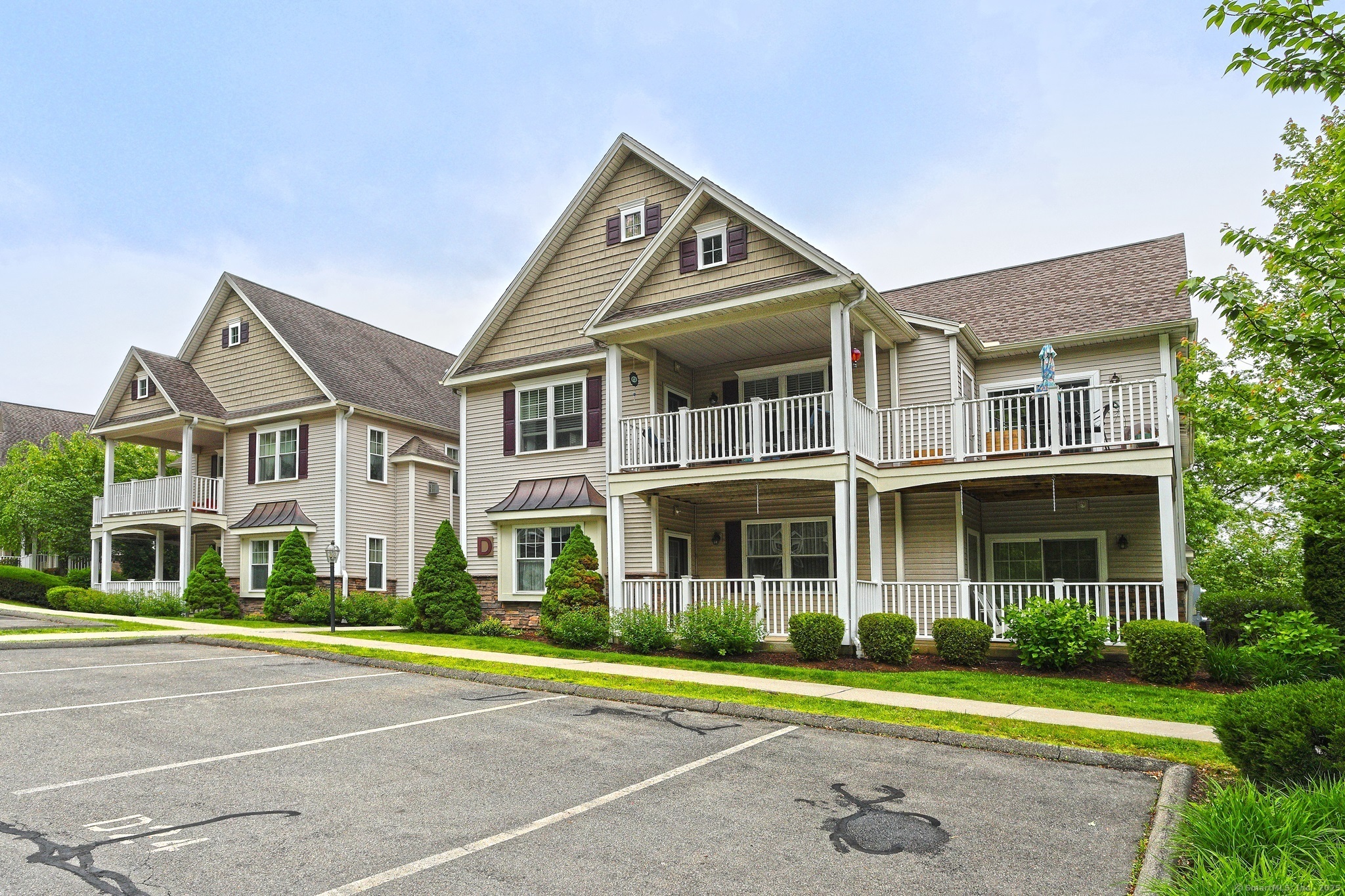 Property Photo: 95 South Ridge Lane D201 CT 06037