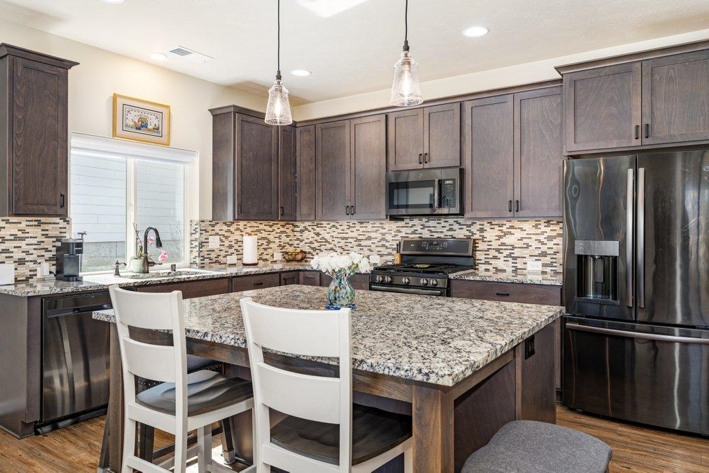 Property Photo: 2907 S Sonora Dr WA 99037