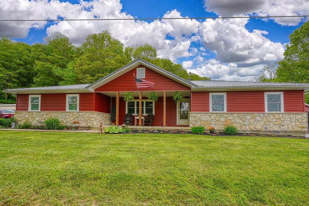 Property Photo: 700 Graves Road OH 45601