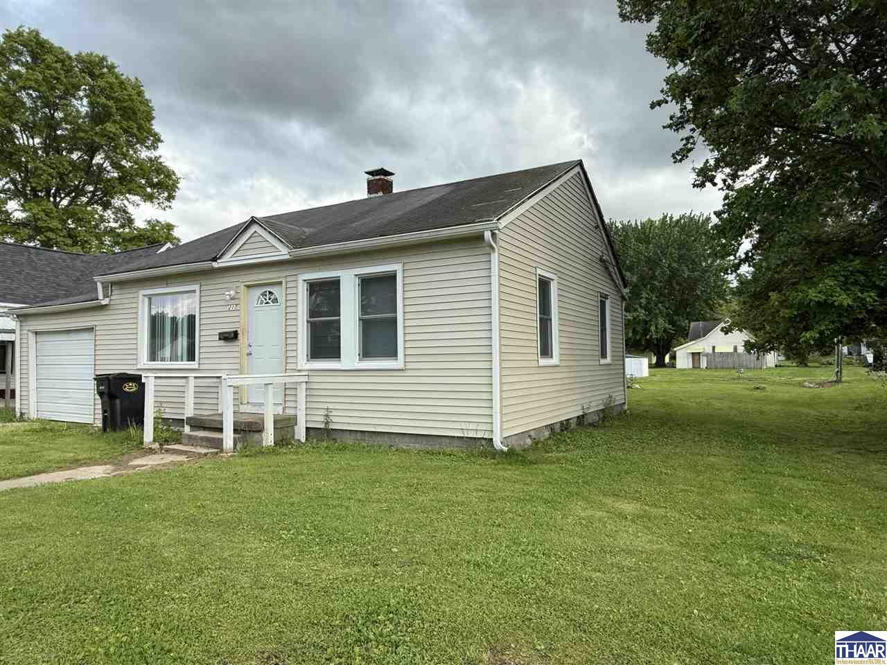 Property Photo: 217 W Broadway Street IN 47879