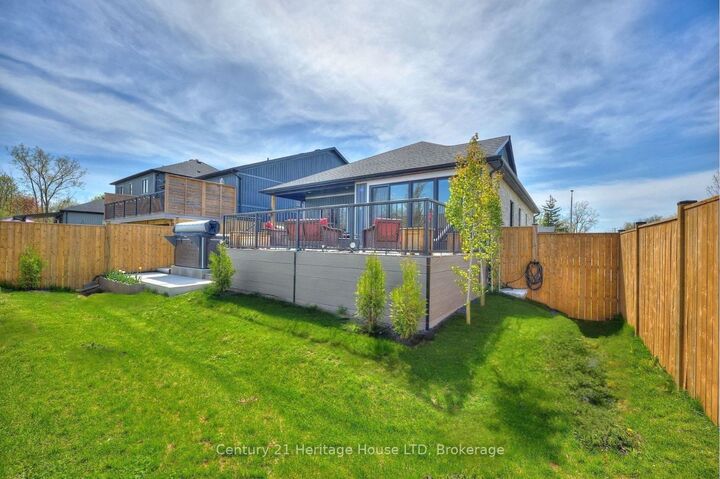 Property Photo:  1050 Kettle Court  ON L2A 0E7