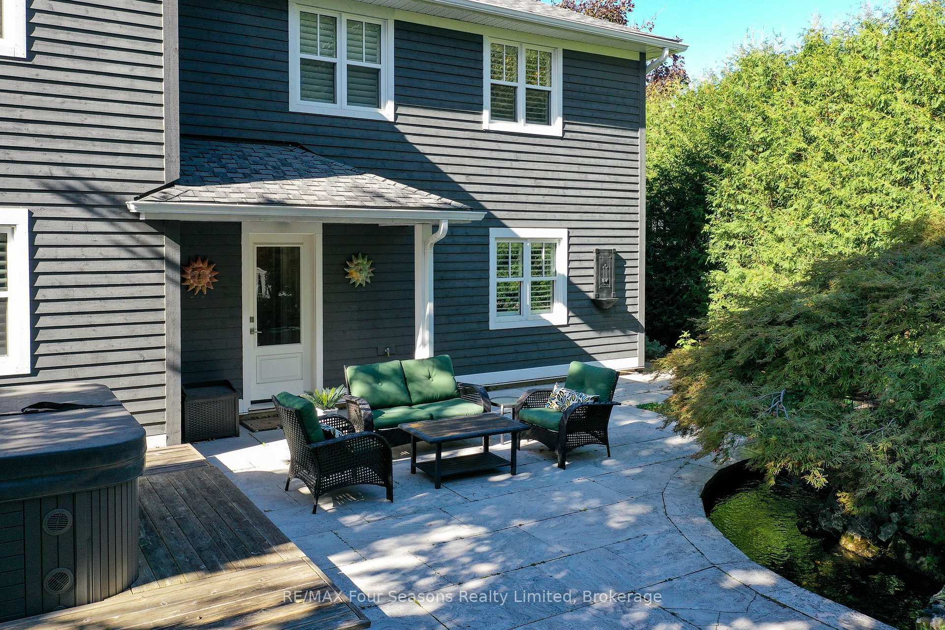Property Photo: 108 Liisa'S Lane ON L9Y 0M3