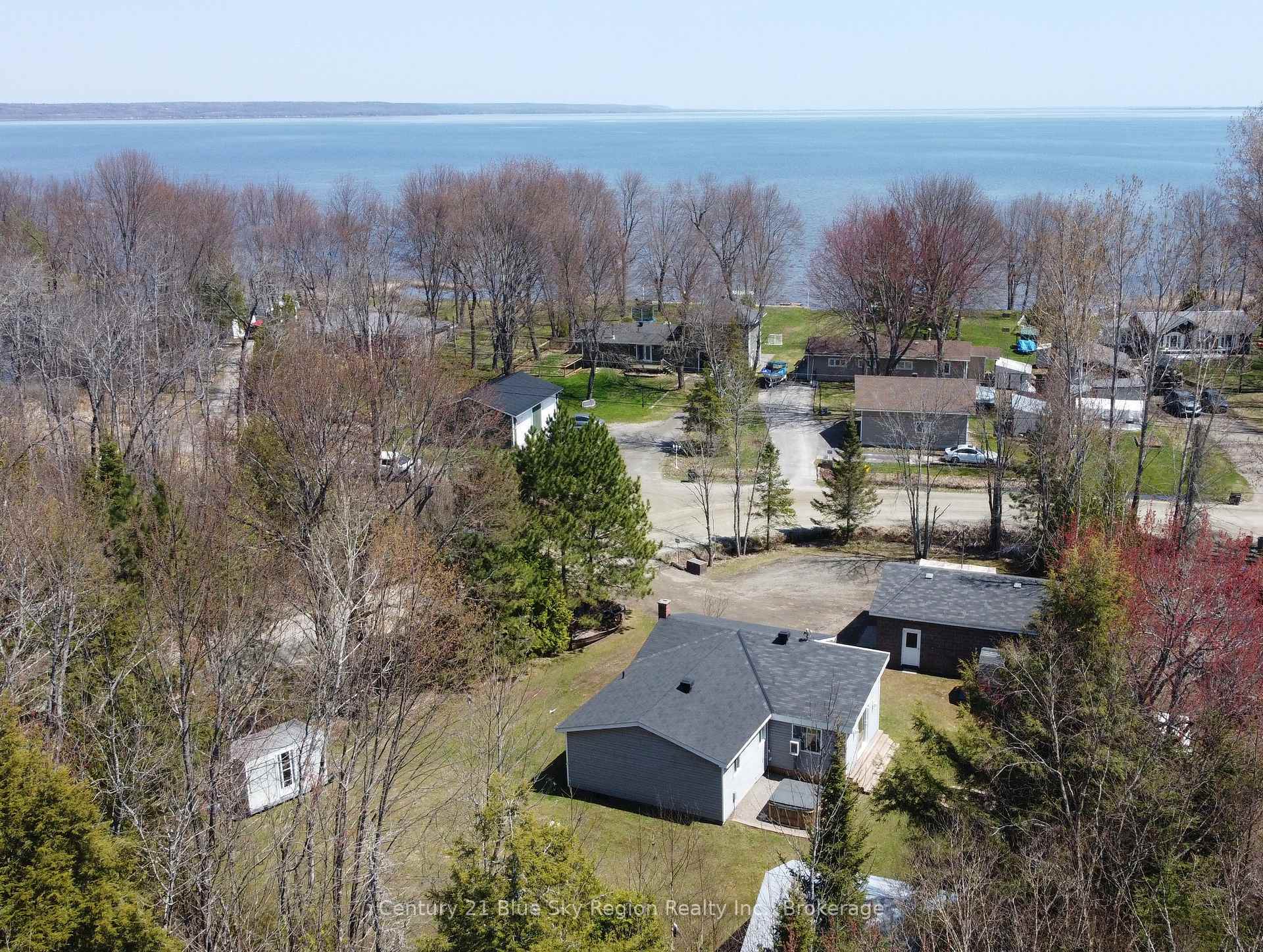Photo de la propriété: 1566 Jocko Point Road ON P1B 8G5