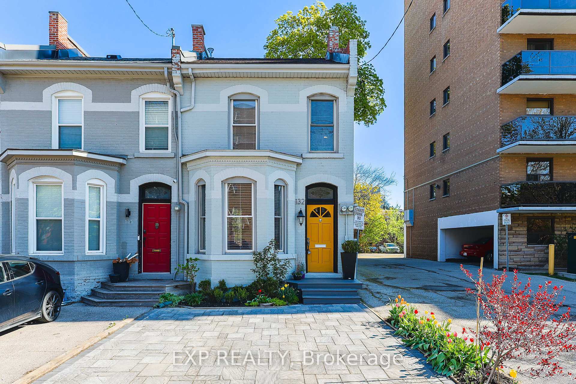 Photo de la propriété: 132 Charlton Avenue W ON L8P 2C6