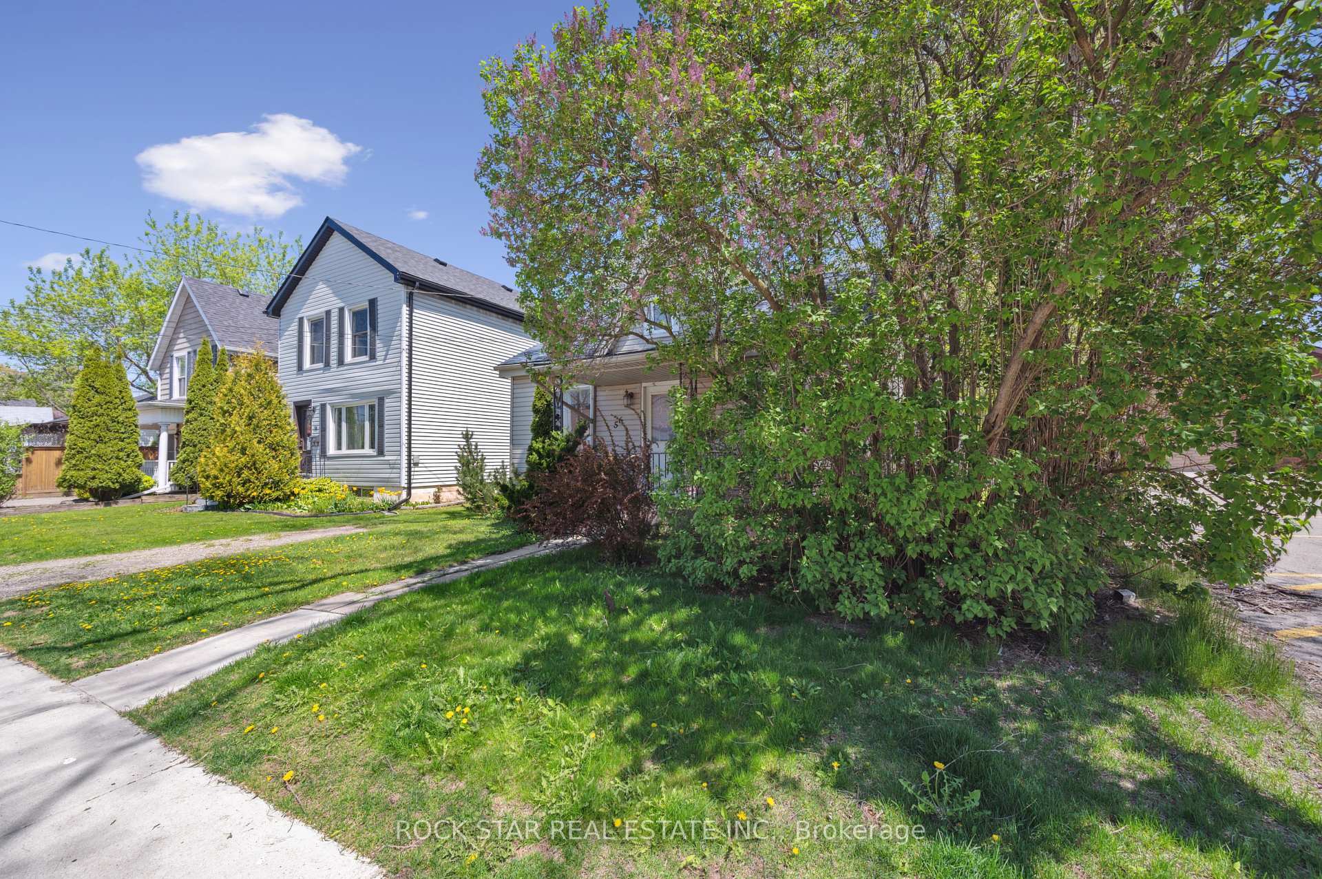 Property Photo: 56 Breadalbane Street ON L8R 3G1
