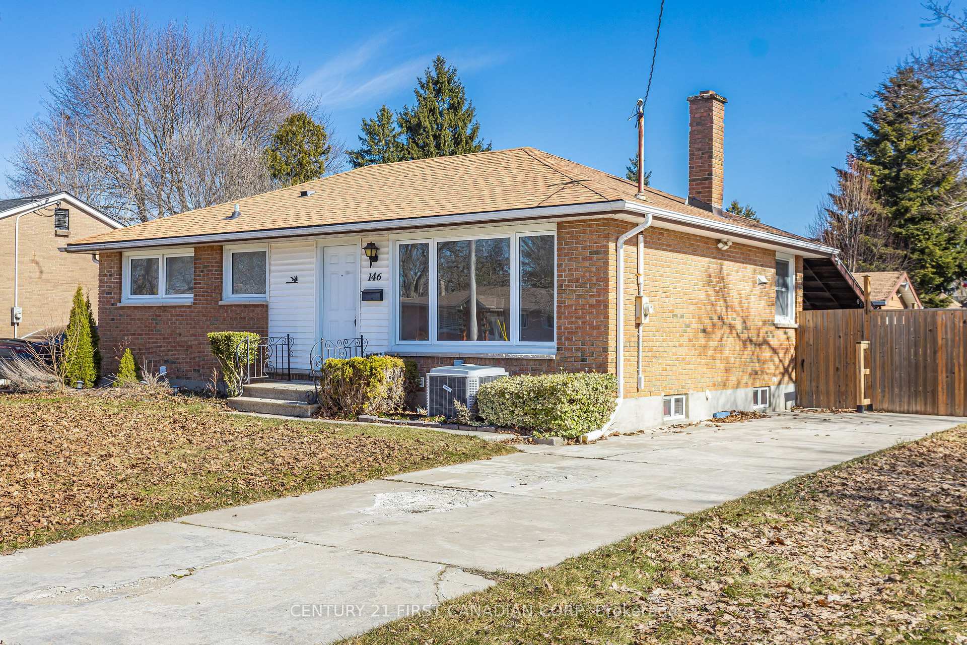 Property Photo: 146 Burnside Drive ON N5V 1B6