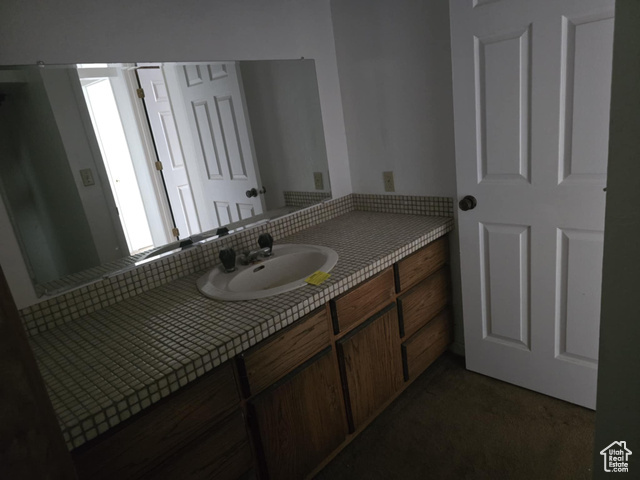 Property Photo: 443 N 450 E UT 84097