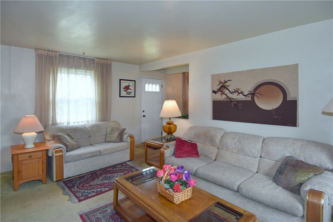 Property Photo: 5309 Fieldcrest PA 15236