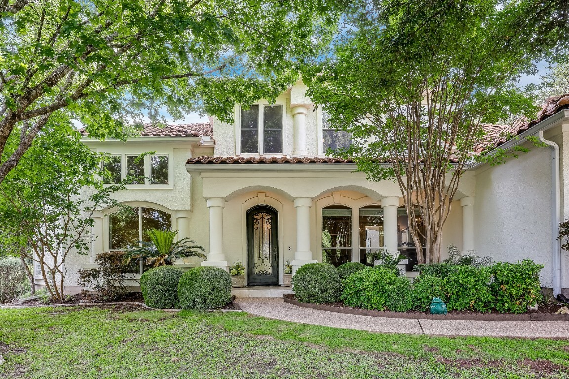 Property Photo: 2116 Demona Drive TX 78733