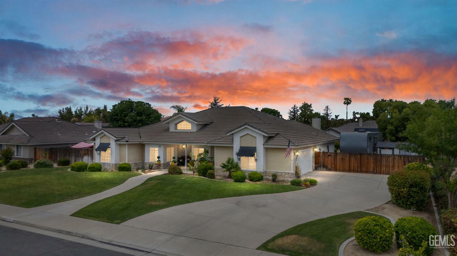 13600 Table Rock Avenue  Bakersfield CA 93314 photo