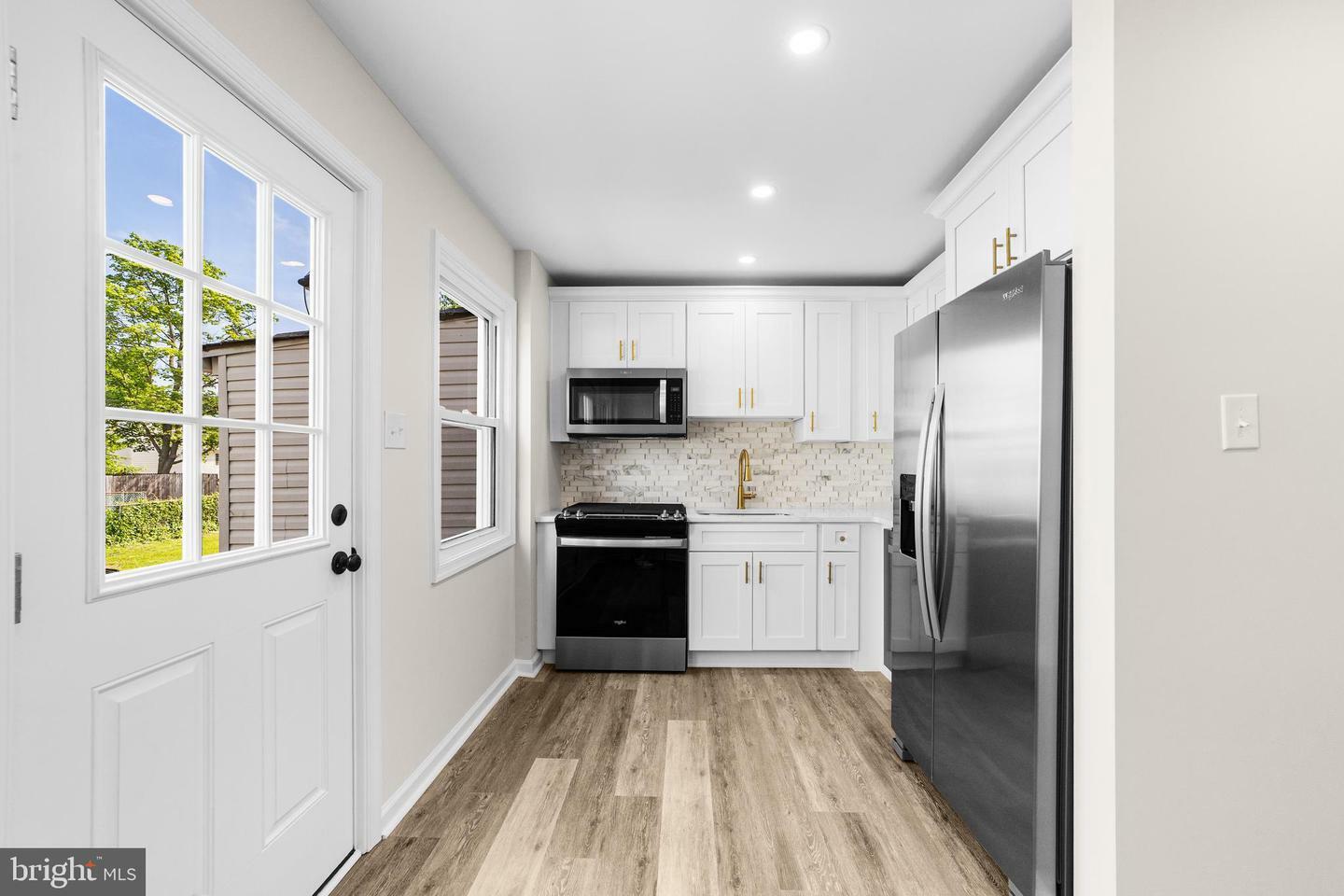 Property Photo: 81 Fifth W NJ 08016