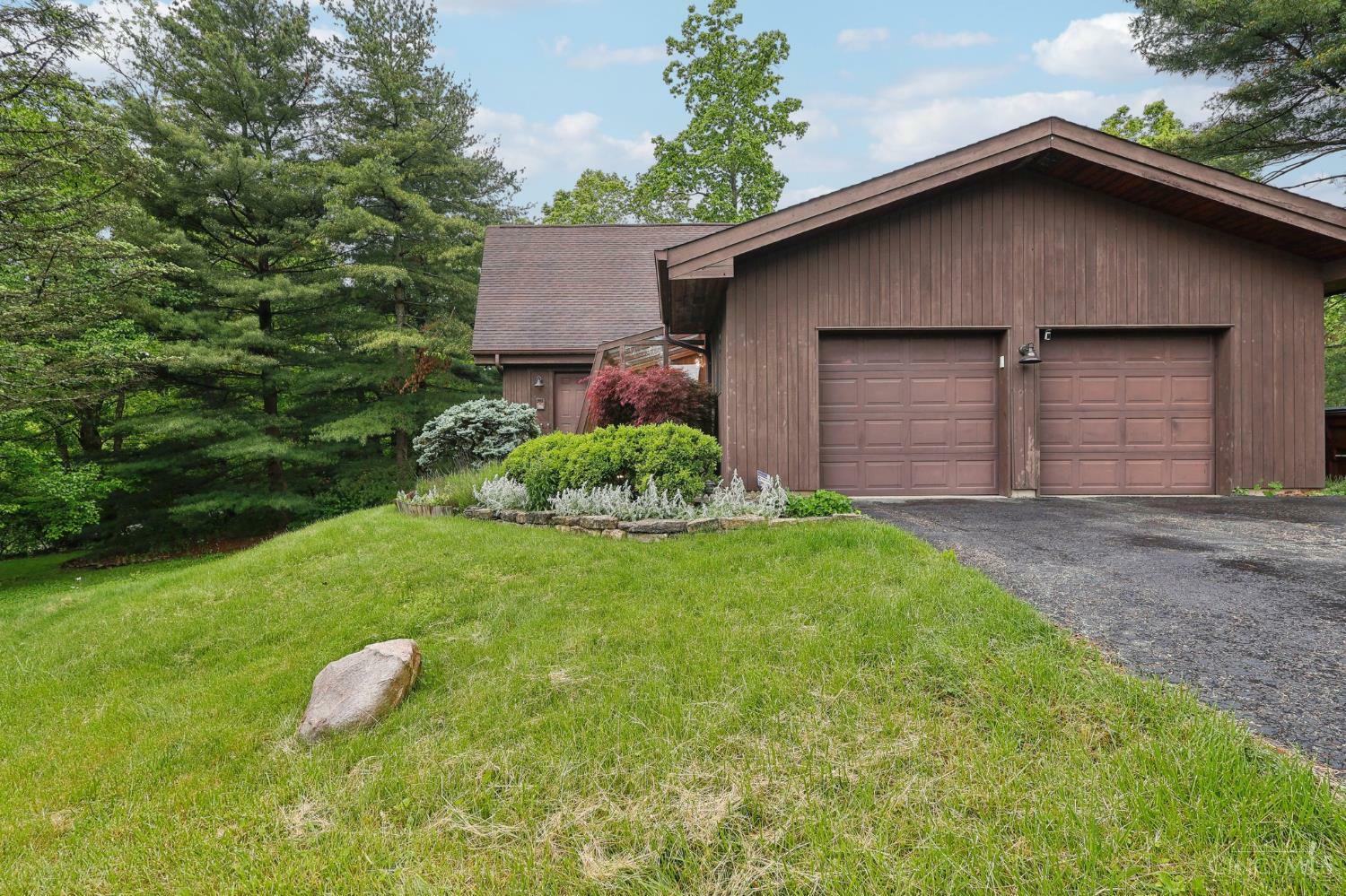 Property Photo: 915 Nordyke Road OH 45255