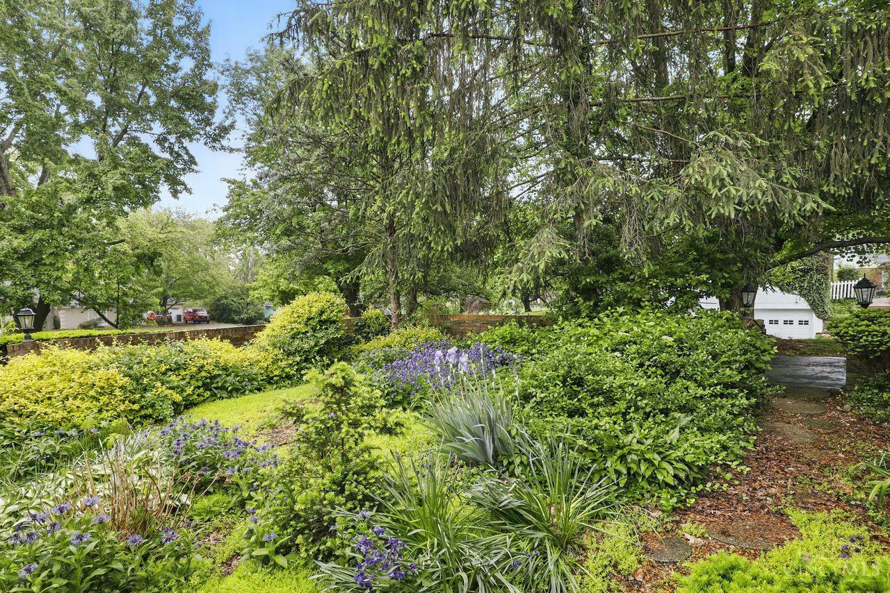 Property Photo: 285 Poage Farm Road OH 45215