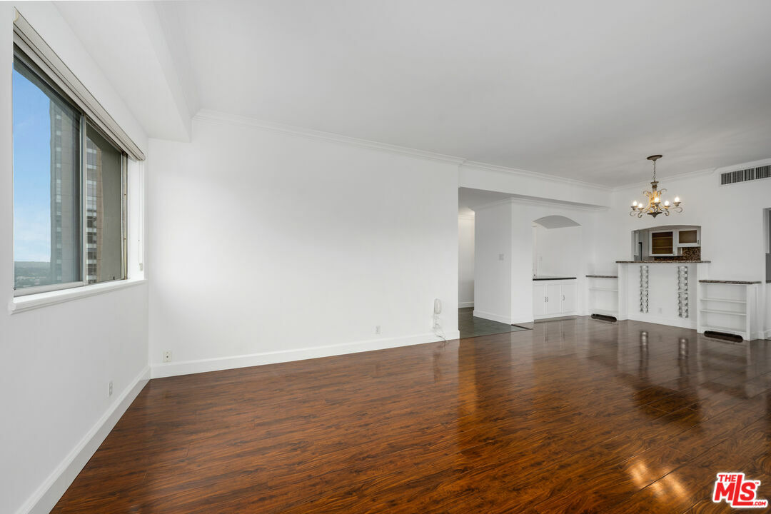 Property Photo: 10787 Wilshire Blvd CA 90024