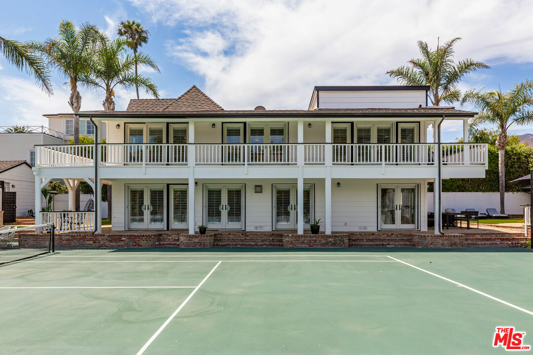 23457 Malibu Colony Rd  Malibu CA 90265 photo