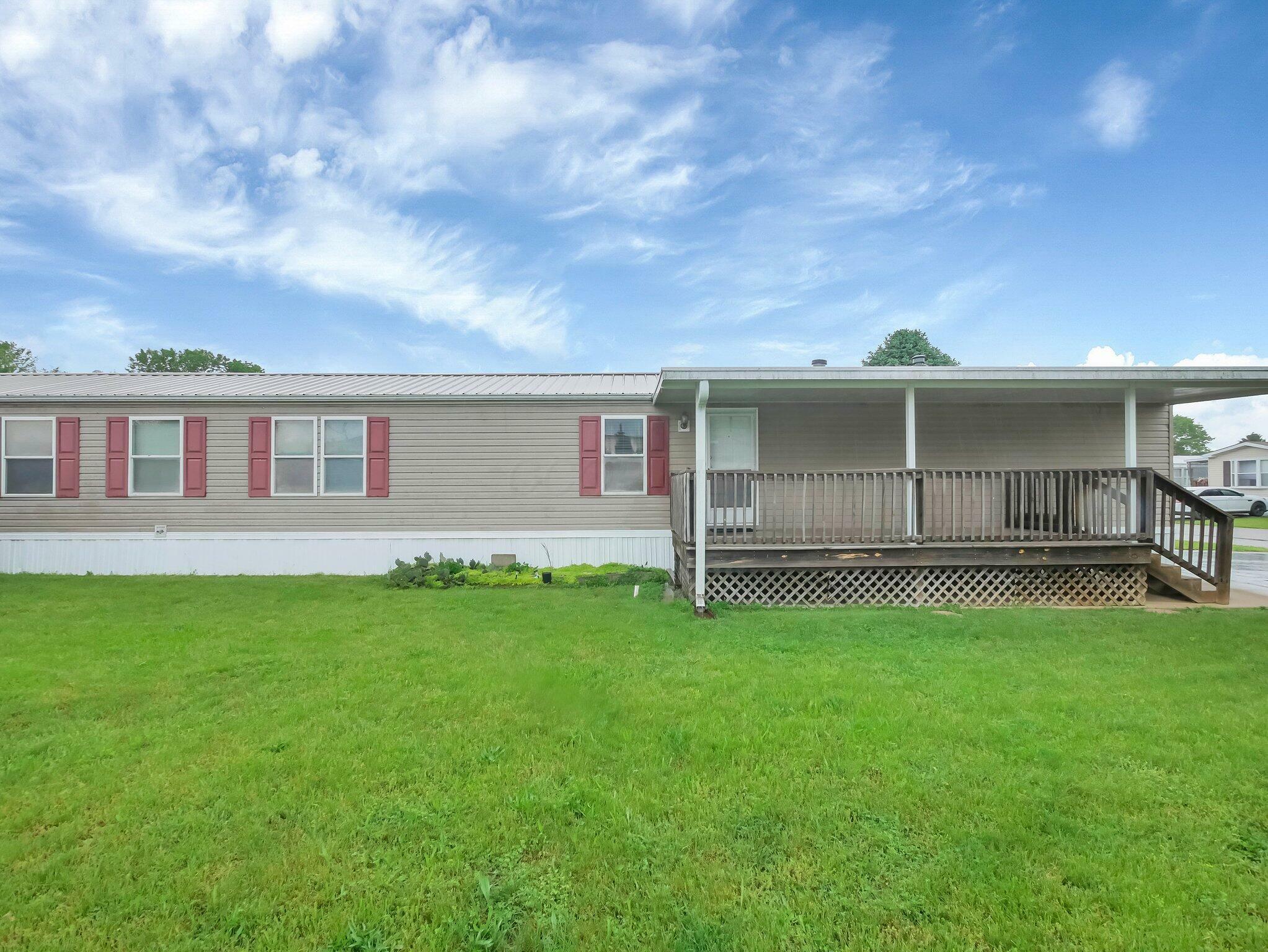 Property Photo: 192 Spruce Ridge Drive OH 43103