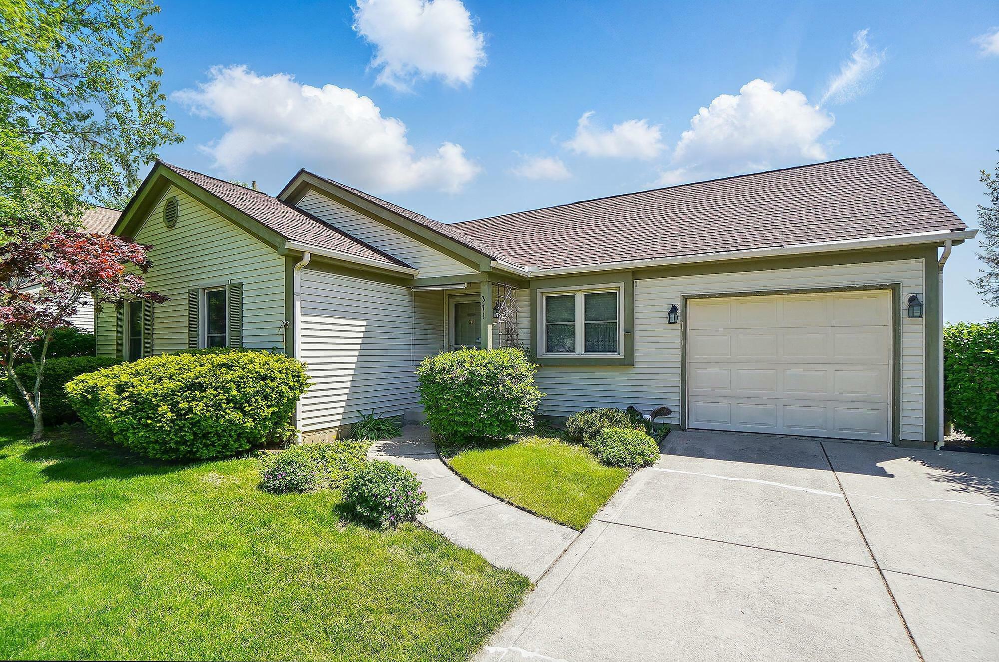 Property Photo: 371 Federal Circle OH 43015