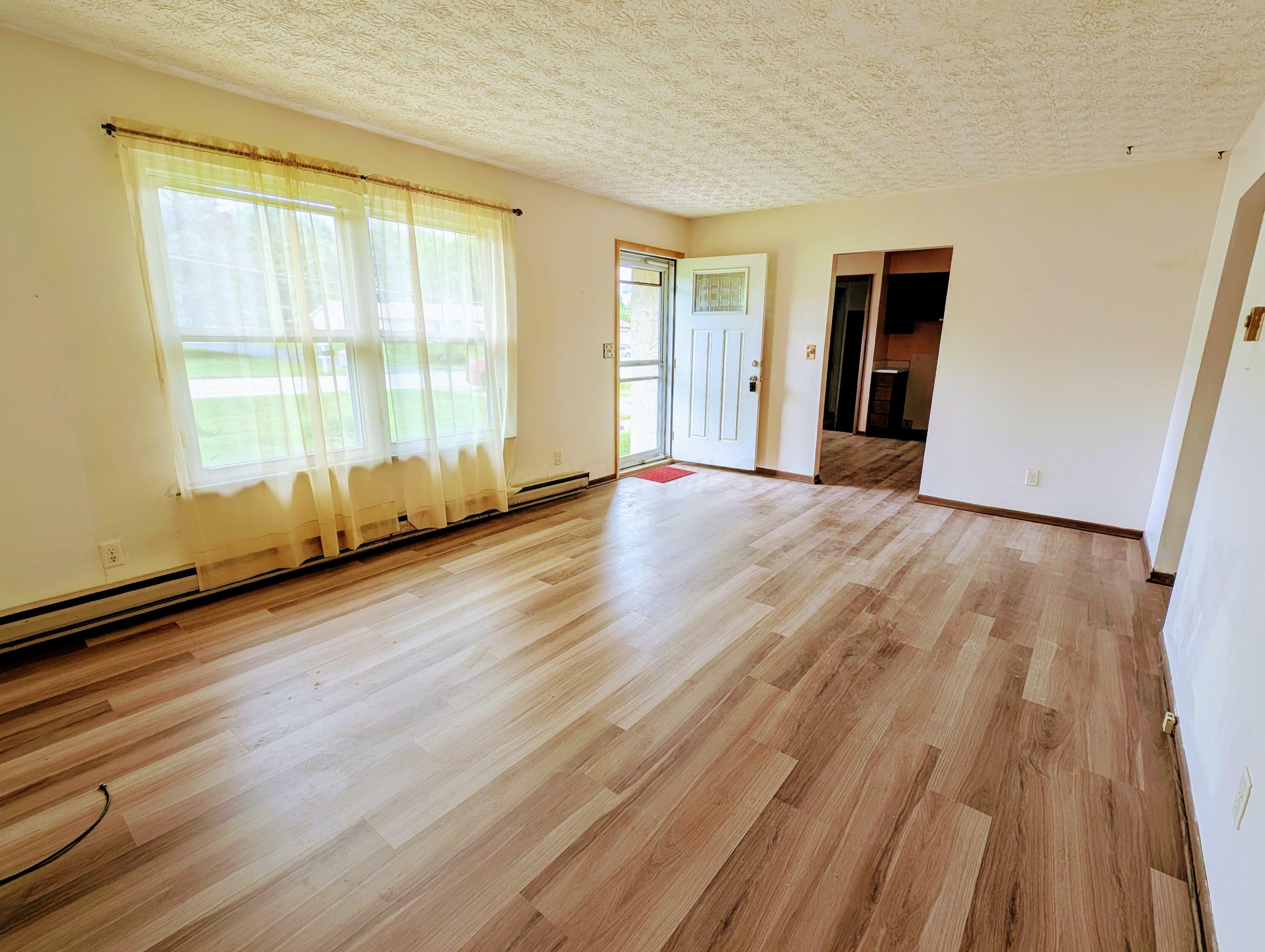 Property Photo: 893 S Old 3C Highway OH 43074