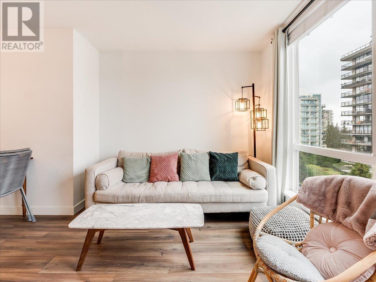 Property Photo:  108 East 8th Street 406  BC V7L 0H1 