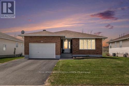 Property Photo: 254 Glenwood Crescent ON K7A 5L1