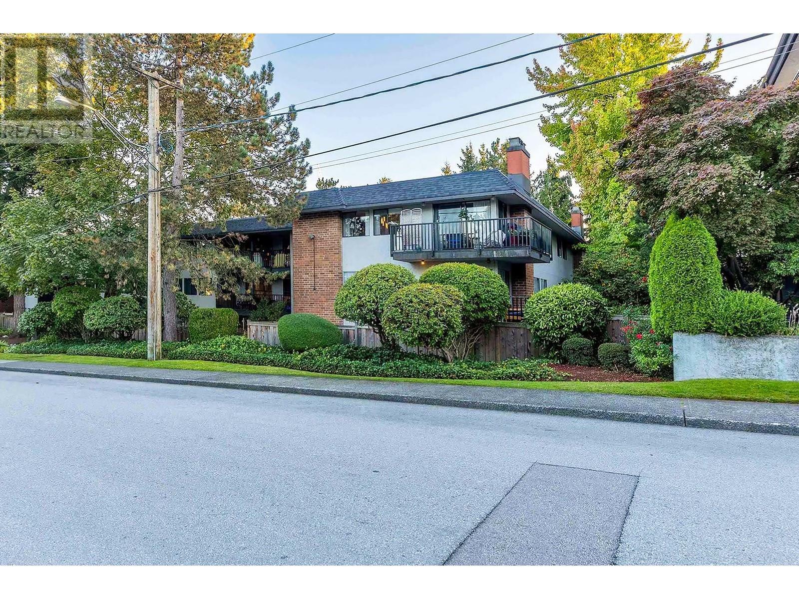 Property Photo: 316 Cedar Street 206 BC V3L 3P1