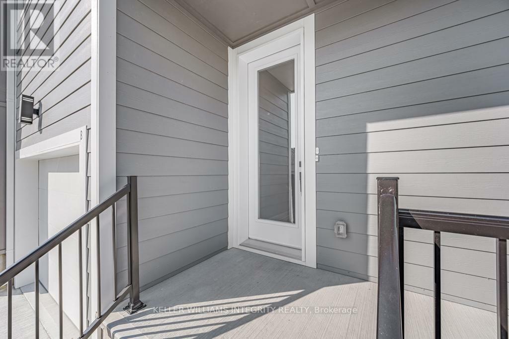 Property Photo: 875 Contour Street A ON K1W 0G6