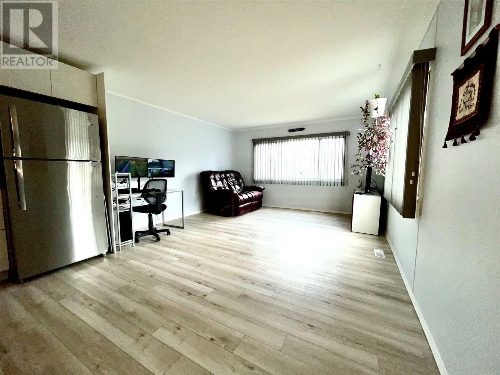 Property Photo: 2321 33rd Avenue North BC V1C 3Y9