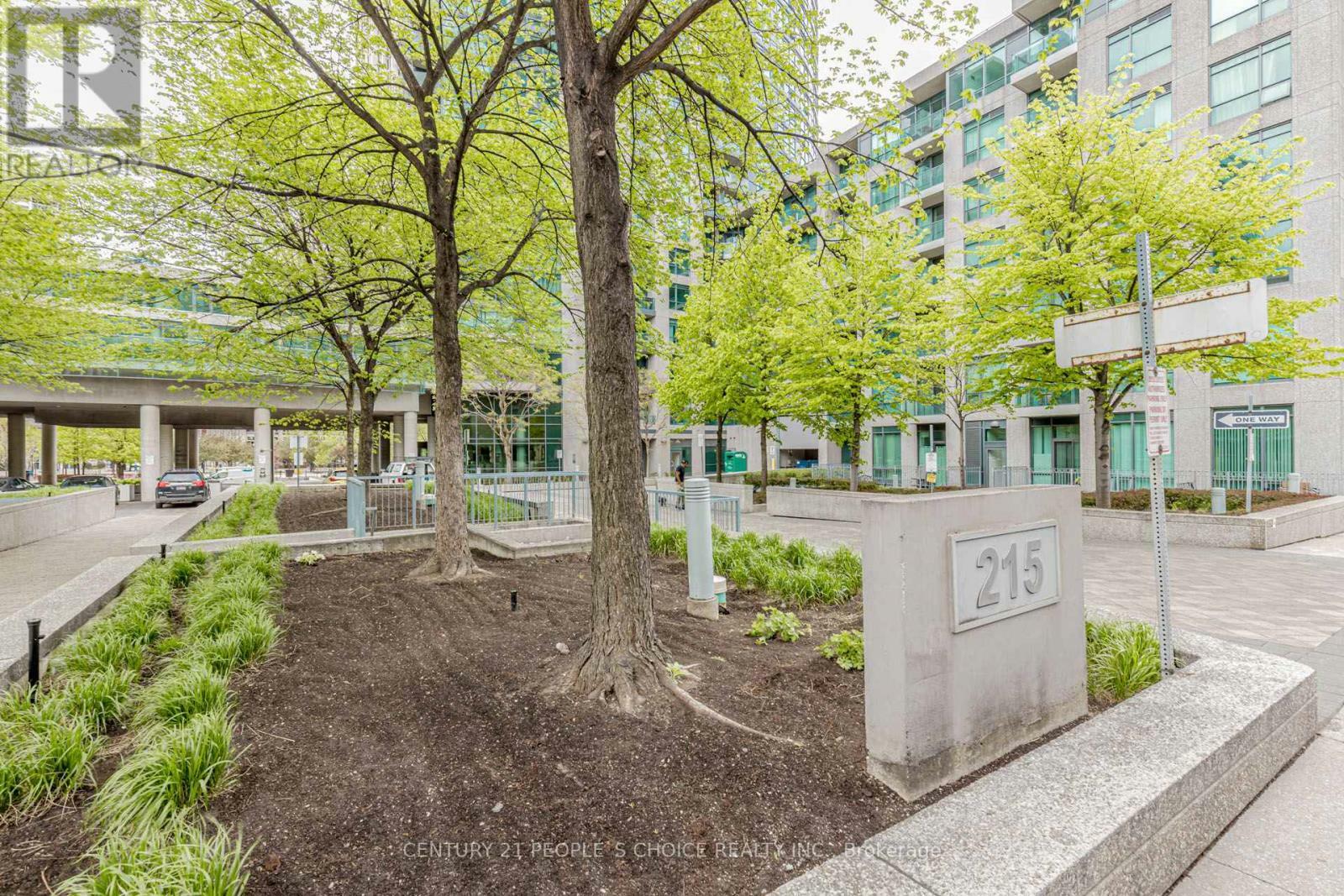 Property Photo: 215 Fort York Boulevard 1611 ON M5V 4A2