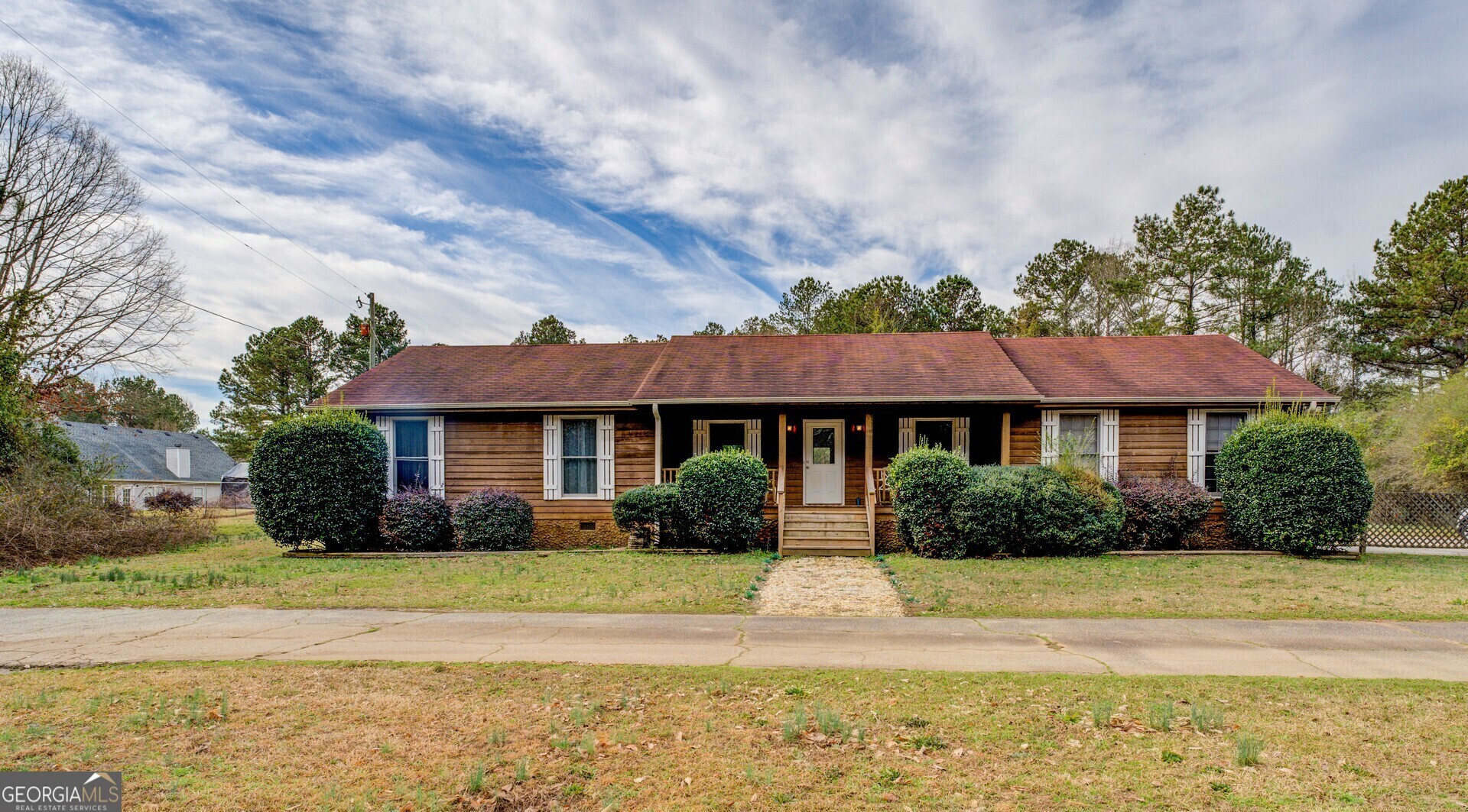 Property Photo: 5687 Highway 212 N GA 30016