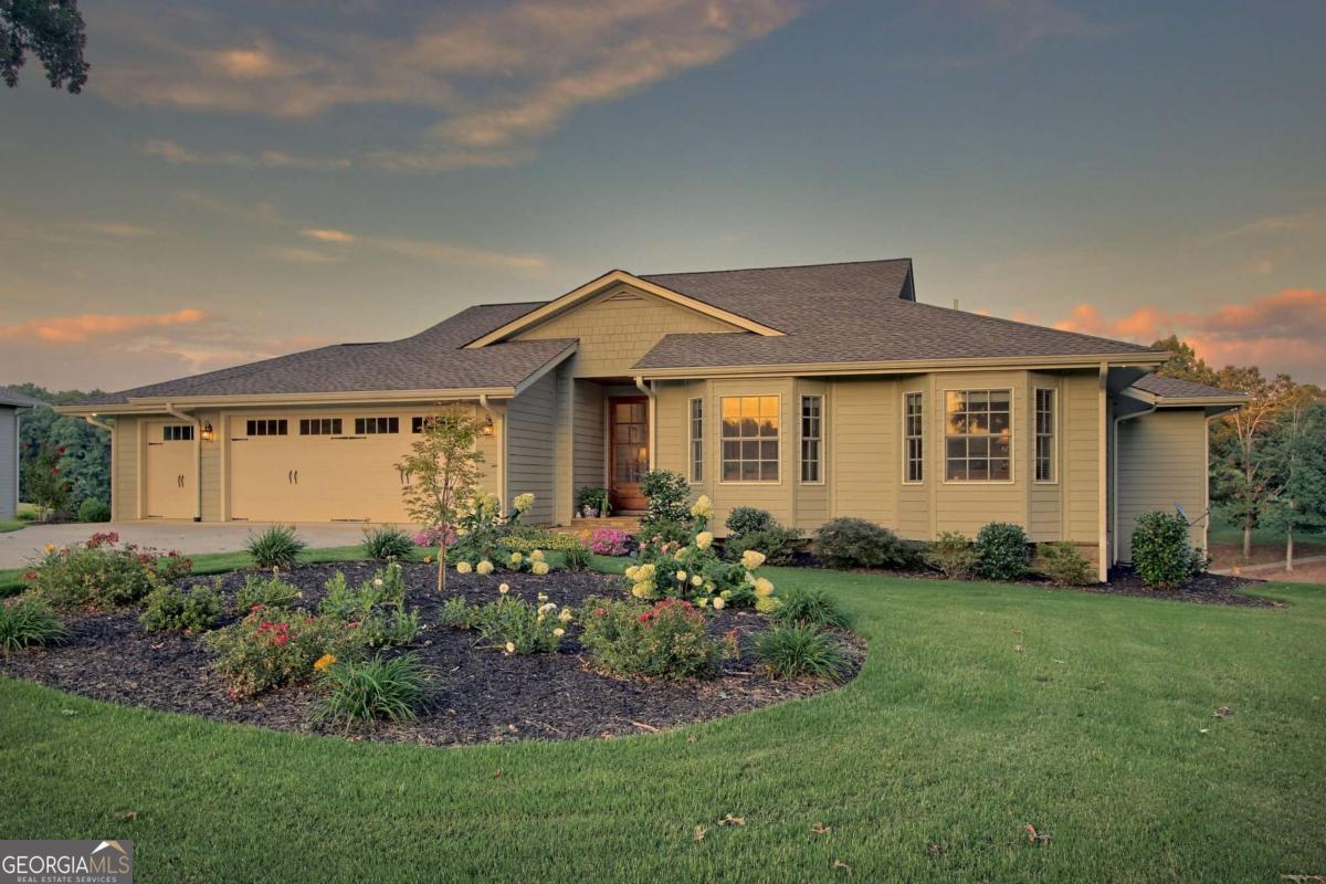 Property Photo: 502 Cottage Crest Drive GA 30523