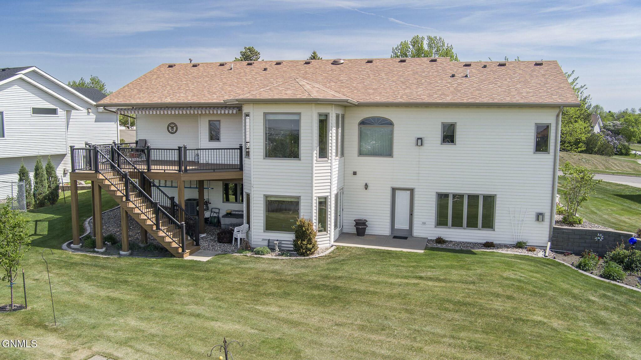 Property Photo: 4106 Selkirk Road ND 58503