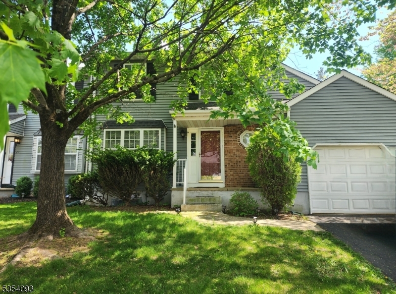 Property Photo: 25 Choctaw Ridge Rd NJ 08876