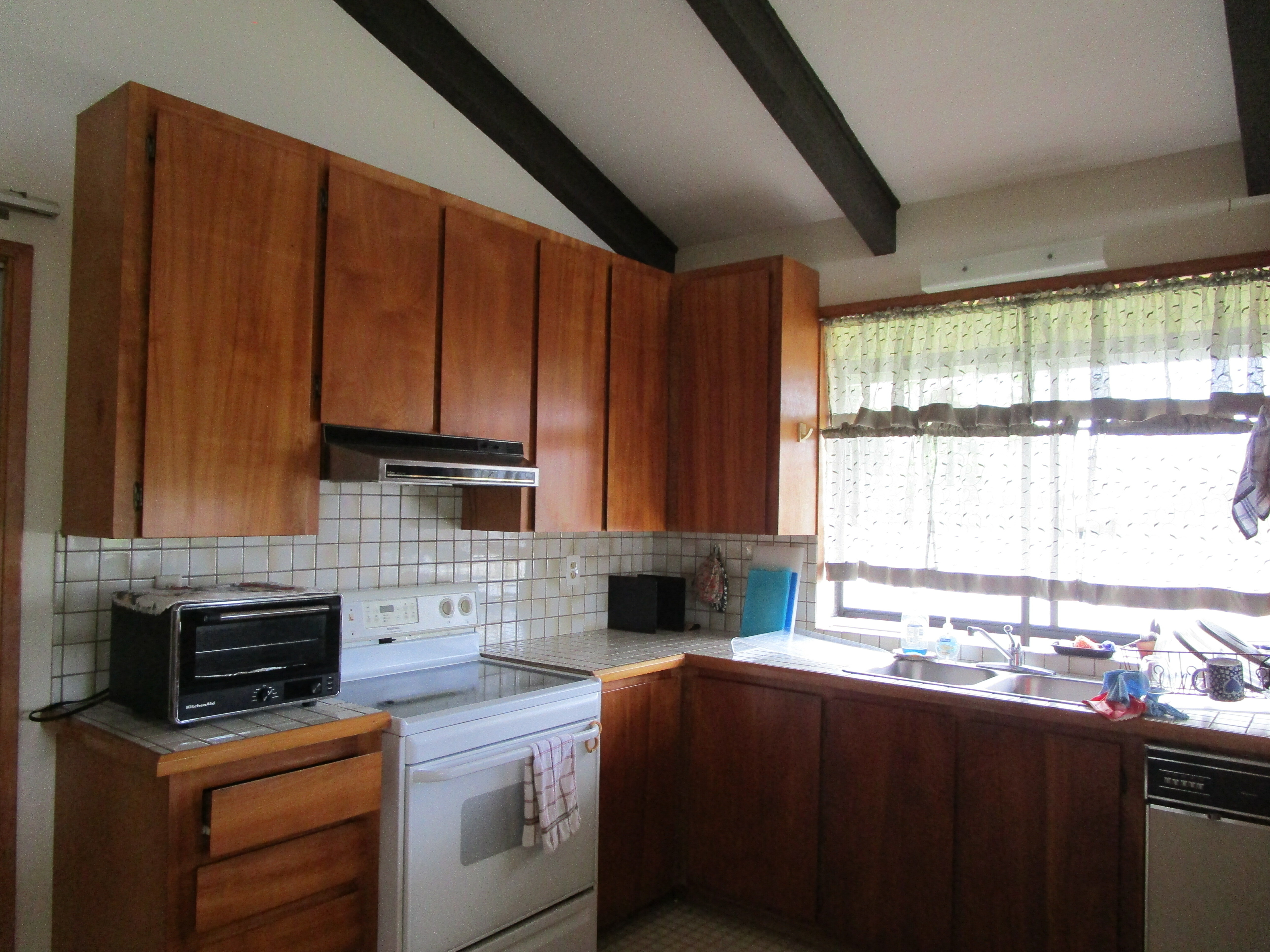 Property Photo: 930 Puku St HI 96720